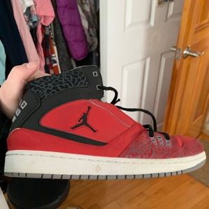NIKE JORDAN SNEAKERS
